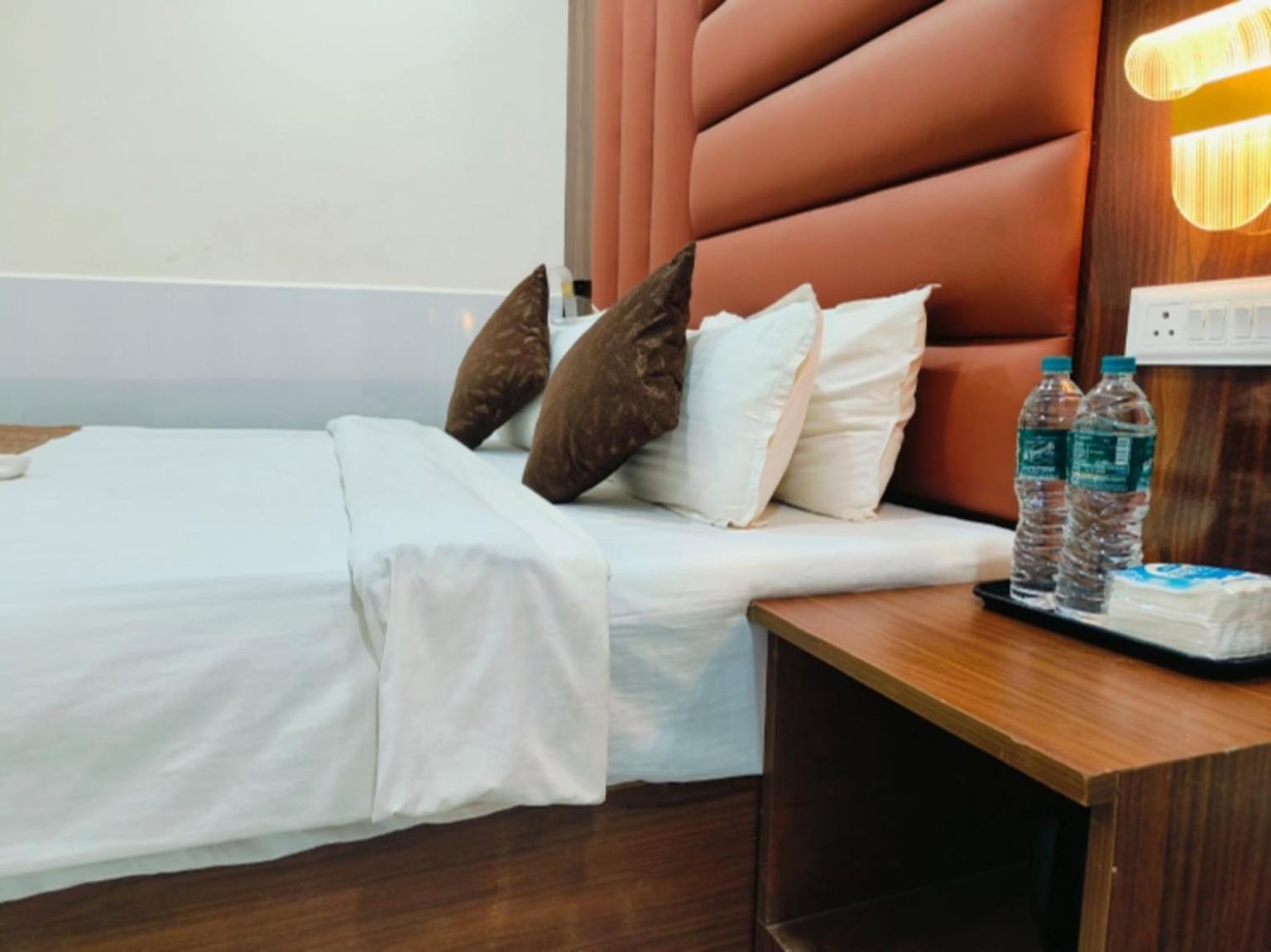 Hotel Small Daddy Plus Calangute Exterior foto